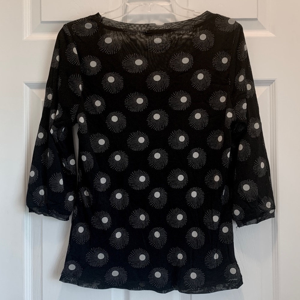 3/4 Sleeve Liz Claiborne Top - Picture 2 of 4